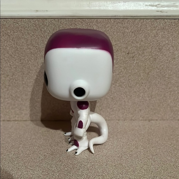 Funko Pop! Dragon Ball Z Frieza Figure - Picture 2 of 5